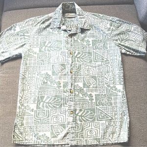 Two paddles Hawaiian Shirt Mens Small Green beige tapa floral aloha luau made HI